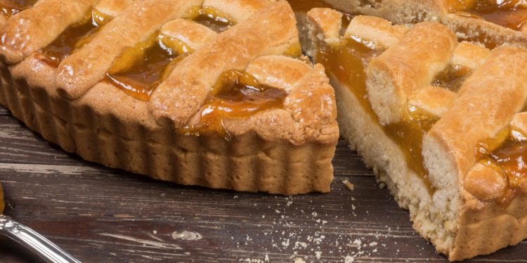 Πάστα Φλώρα με μαρμελάδα Βερύκοκο