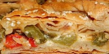 Πιπερόπιτα με τραγανό Χειροποίητο Φύλλο