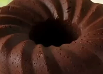 Το κέικ της Μεγάλης Εβδομάδας