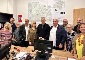 Σε νέο, πιο προσβάσιμο χώρο η Δ΄ Δημοτική Κοινότητα ΠειραιάΈμφαση στην εξυπηρέτηση των πολιτών και στη βελτίωση της καθημερινότητας