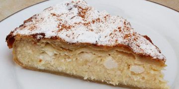 Γλυκιά  πίτα με φιδέ και μυζήθρα