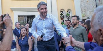 Μύδροι Ανδρουλάκη κατά Μητσοτάκη: Παρακράτος που αποφεύγει να λογοδοτήσει – Μας εκδικείται γιατί ξεσκεπάσαμε τις υποκλοπές