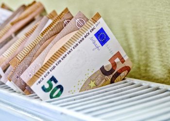 ΠΑΣΟΚ: Οι κυβερνητικές πολιτικές είναι πολύ ακριβές για το εισόδημα των πολιτών