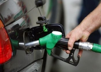 Επιδότηση καυσίμων: Η «τραμπάλα» τιμών μεταθέτει τις αποφάσεις