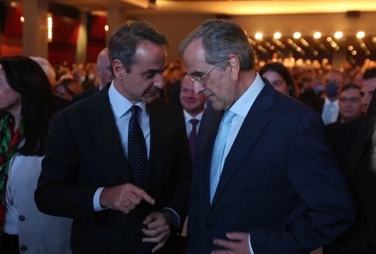 Τρικυμία στην κυβέρνηση από τις σαμαρικές παρεμβάσεις – Βαθαίνει ο πόλεμος στη «γαλάζια» παράταξη