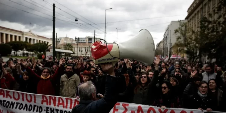 Απεργούν οι δάσκαλοι την Τετάρτη 21 Οκτωβρίου – Συλλαλητήρια σε αρκετές πόλεις