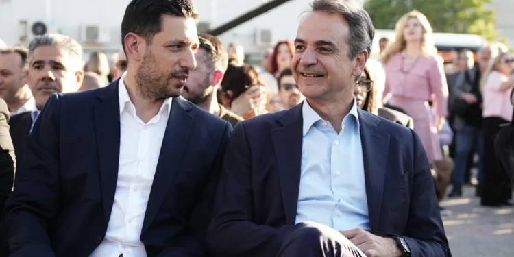 Παίζει με την ακροδεξιά φωτιά η κυβέρνηση